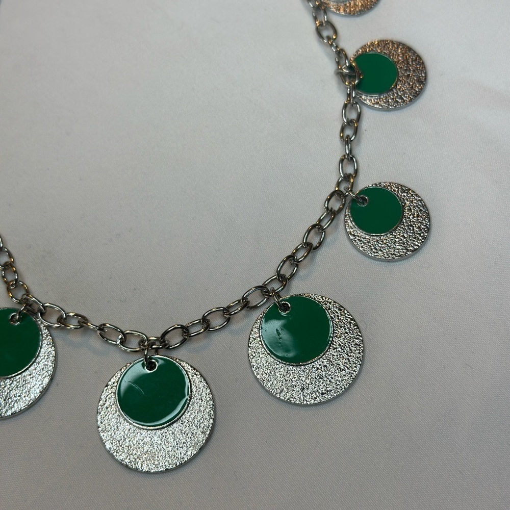 Silver and Green Pendant Necklace - Picture 6 of 7